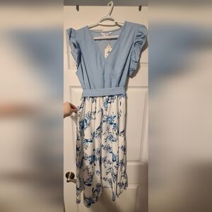 Blue Floral V-Neck Dress size L
